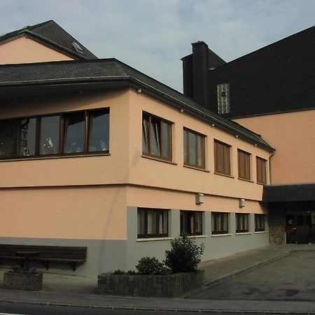Hotel Restaurant Braas Esch-sur-Sûre Екстериор снимка